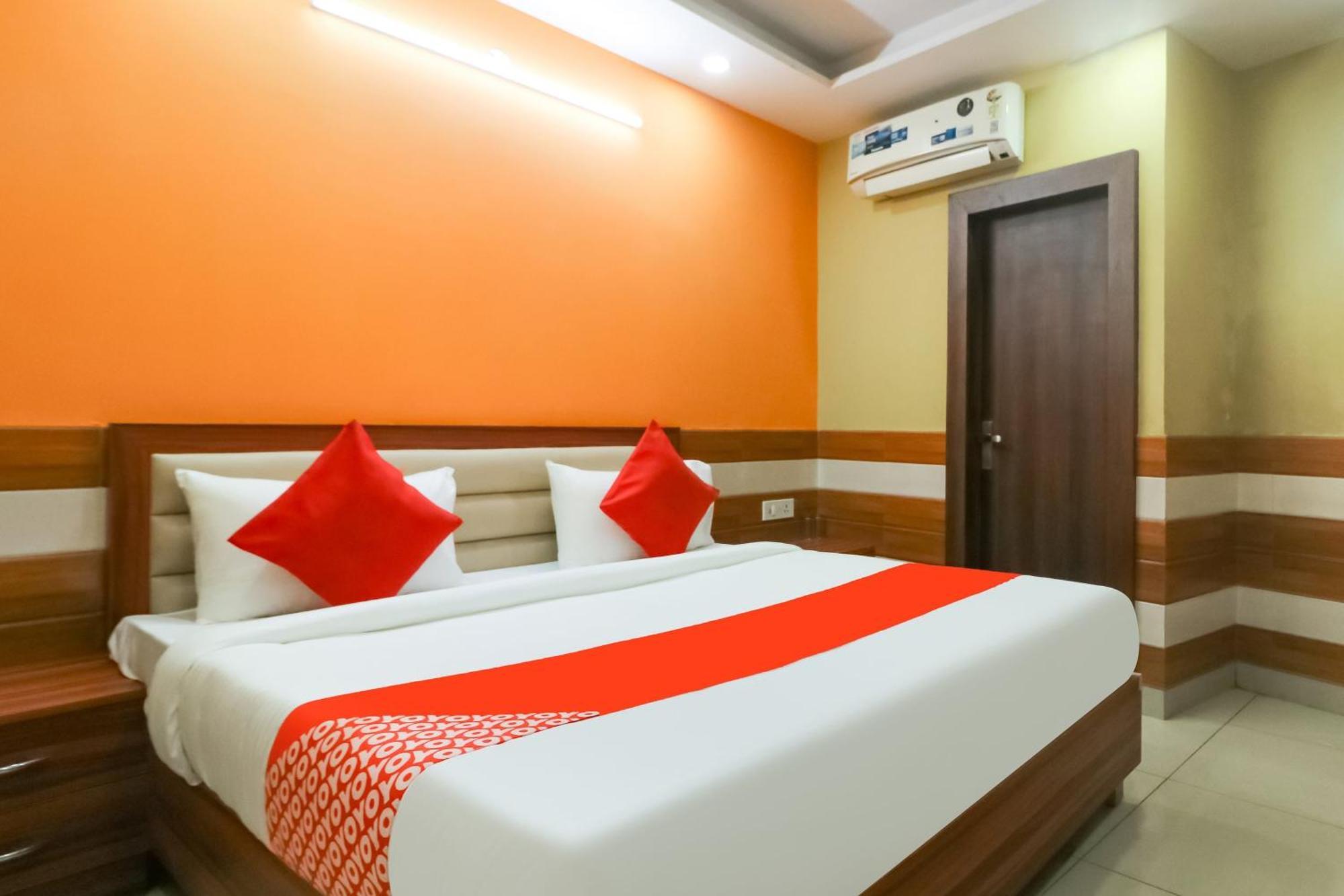 Hotel O Mayur Plaza Delhi  Buitenkant foto