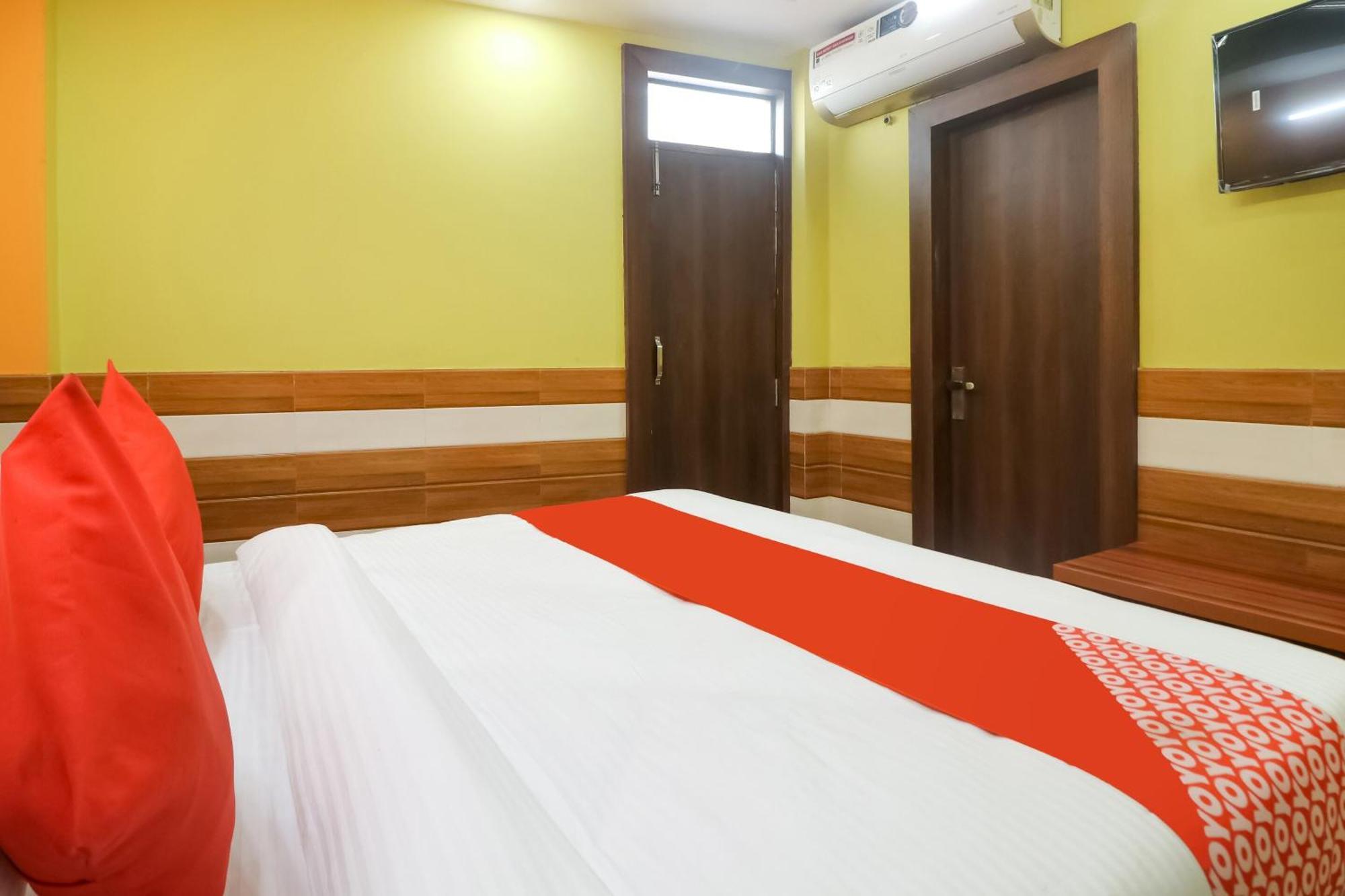 Hotel O Mayur Plaza Delhi  Buitenkant foto