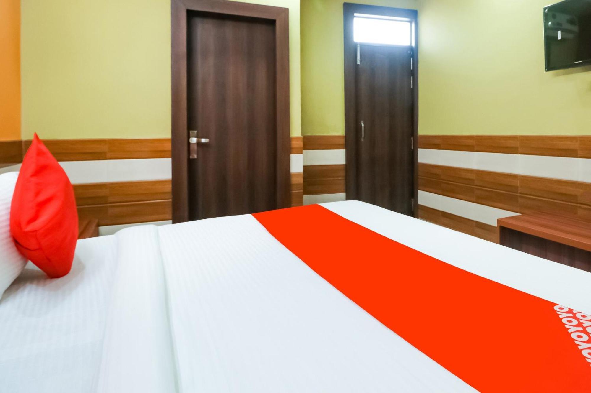 Hotel O Mayur Plaza Delhi  Buitenkant foto