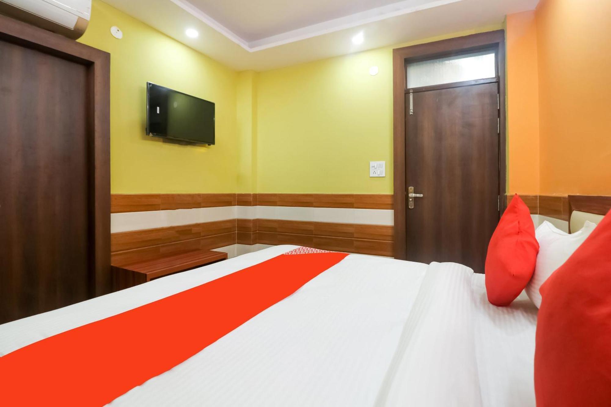 Hotel O Mayur Plaza Delhi  Buitenkant foto