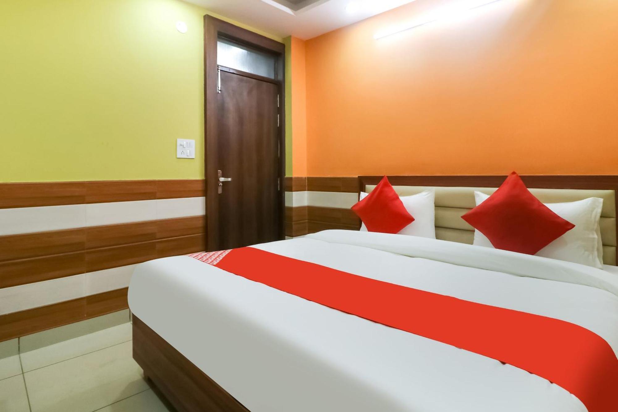 Hotel O Mayur Plaza Delhi  Buitenkant foto